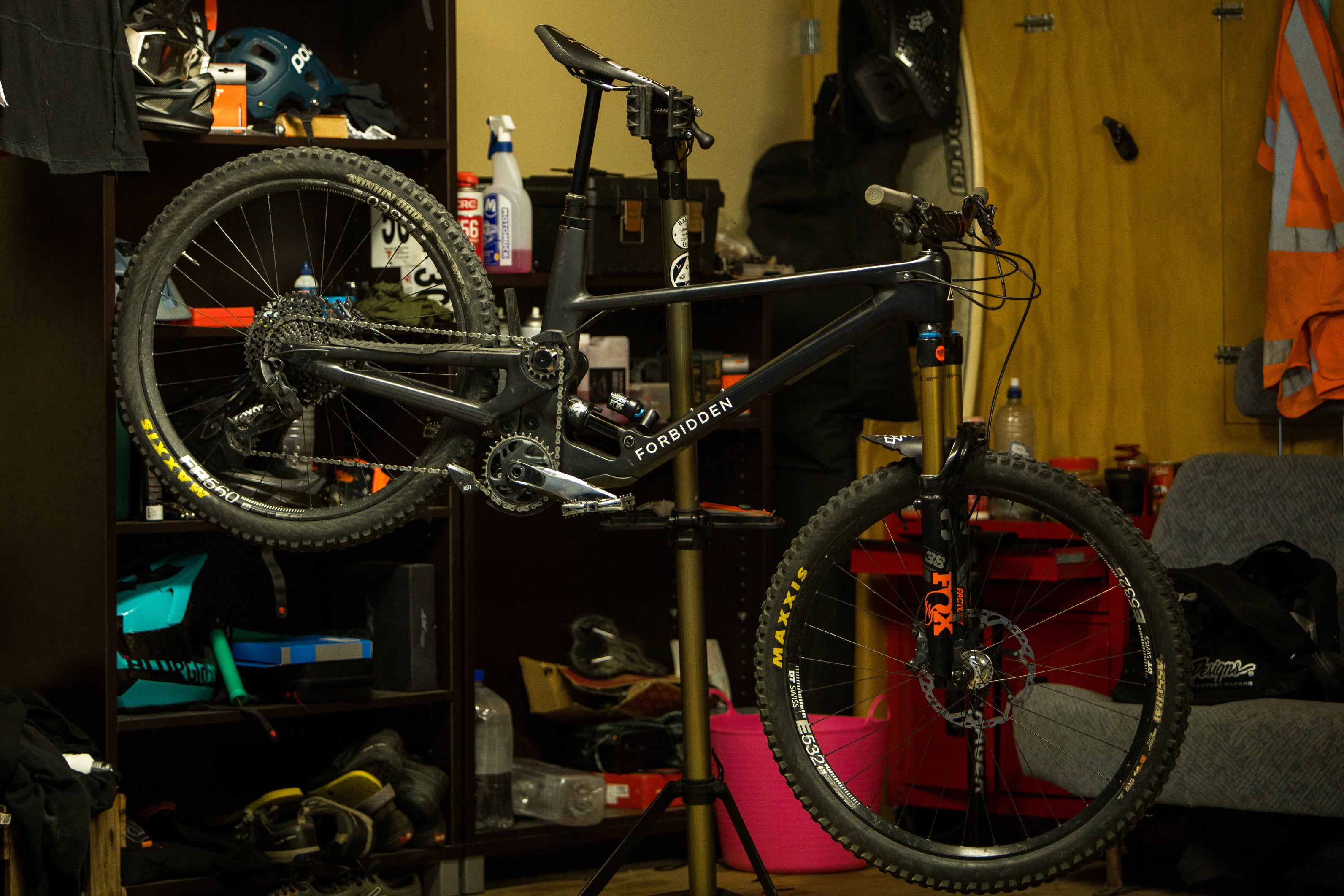 Forbidden bike Dreadnought Mサイズ Forbidden Dreadnought V2 - MX - Build Kit 3 - Complete Bike - 2025